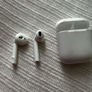 Apple Wireless Earbuds with Charging Case - White